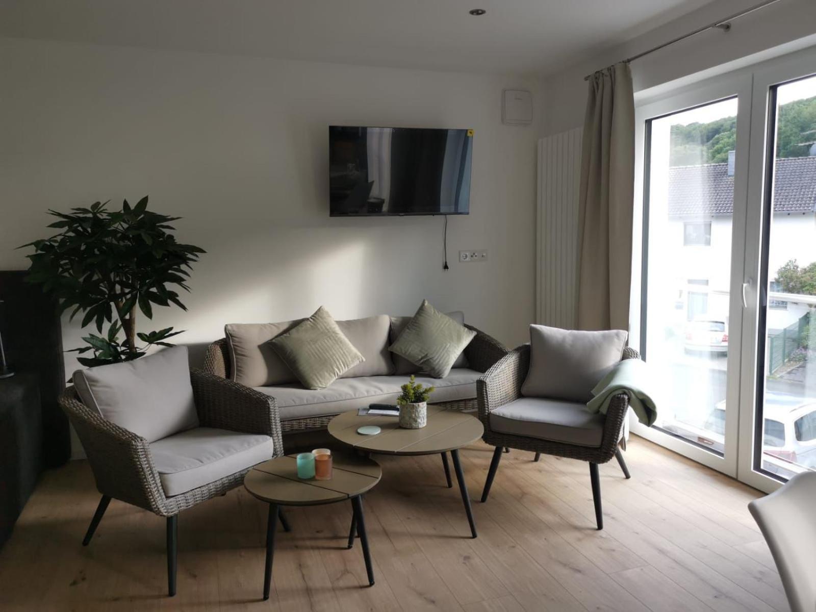 Modernes Stilvoll Eingerichtetes Appartement Rösrath Eksteriør bilde